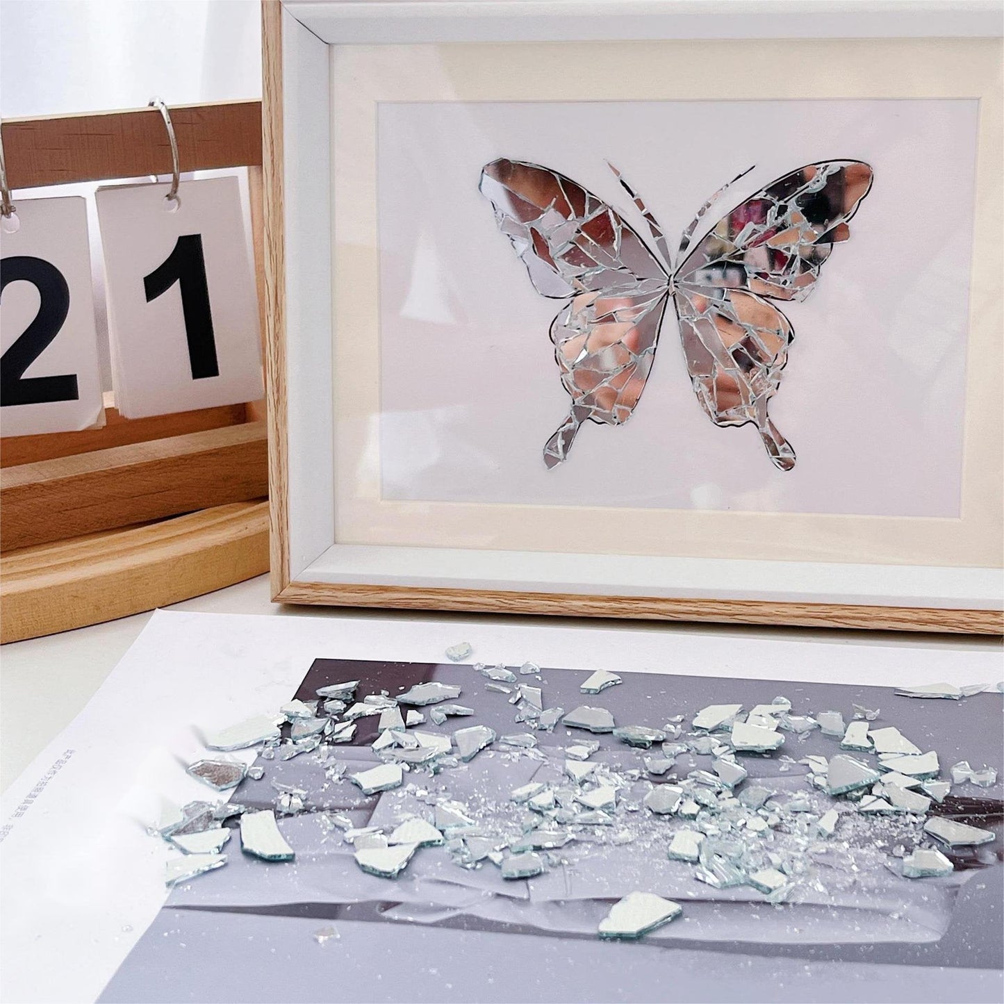 Creative Handmade DIY-Butterfly Broken Mirror Photo Frame