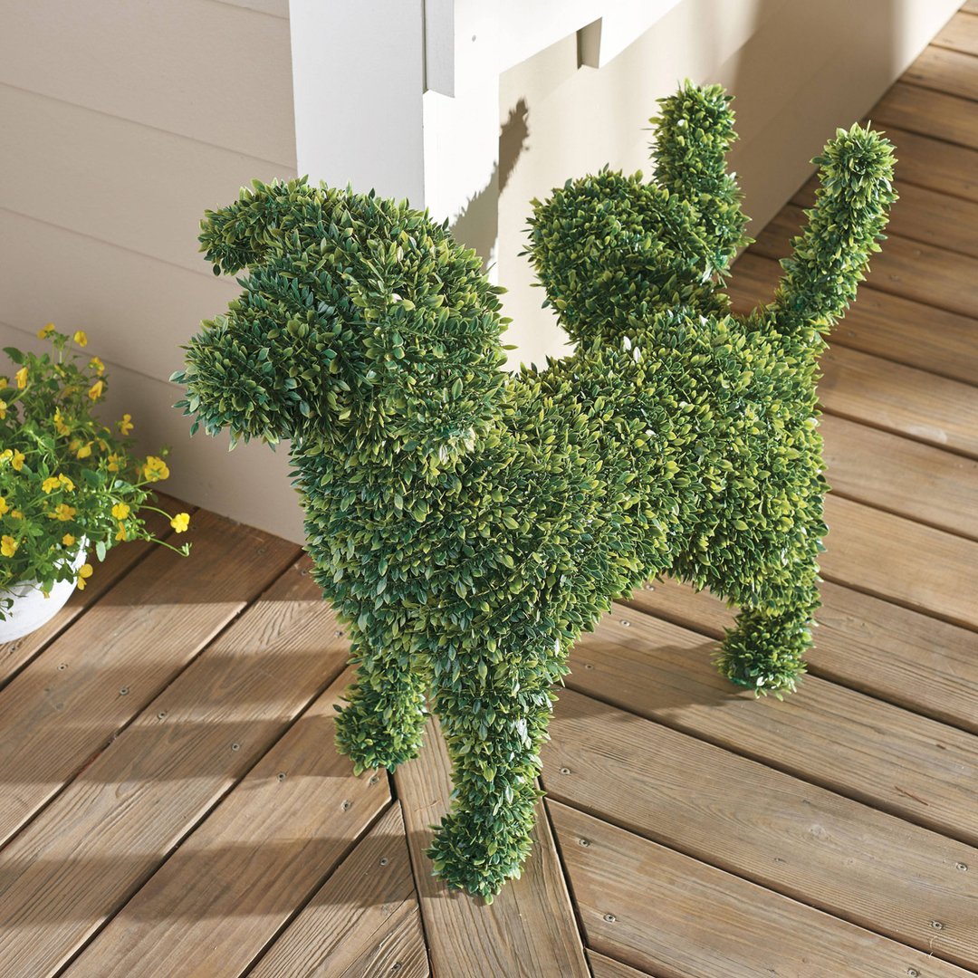 🔥🐕Decorative Peeing Dog Topiary