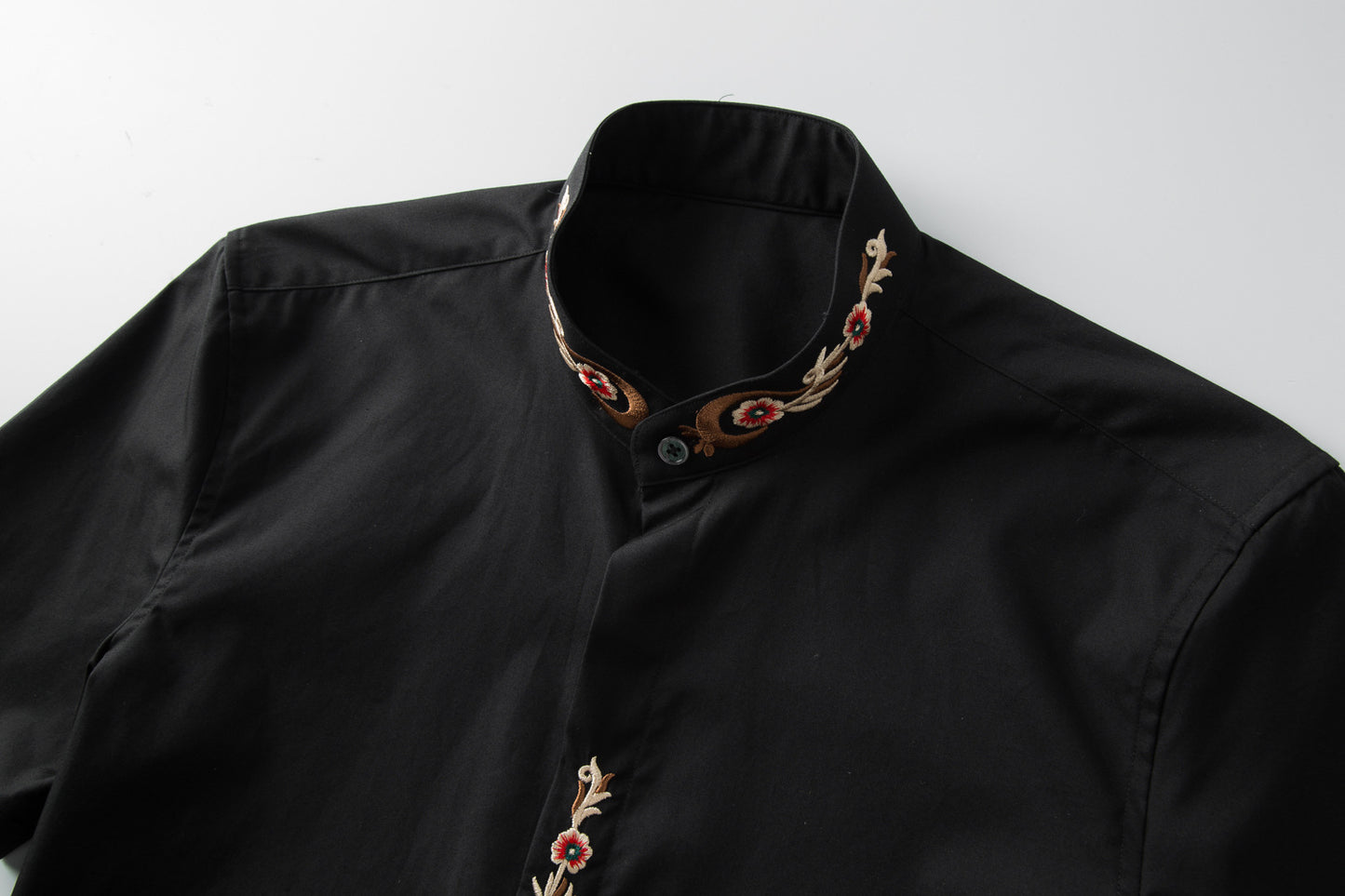 Summer short-sleeved phoenix tail embroidery men's shirt classic style
