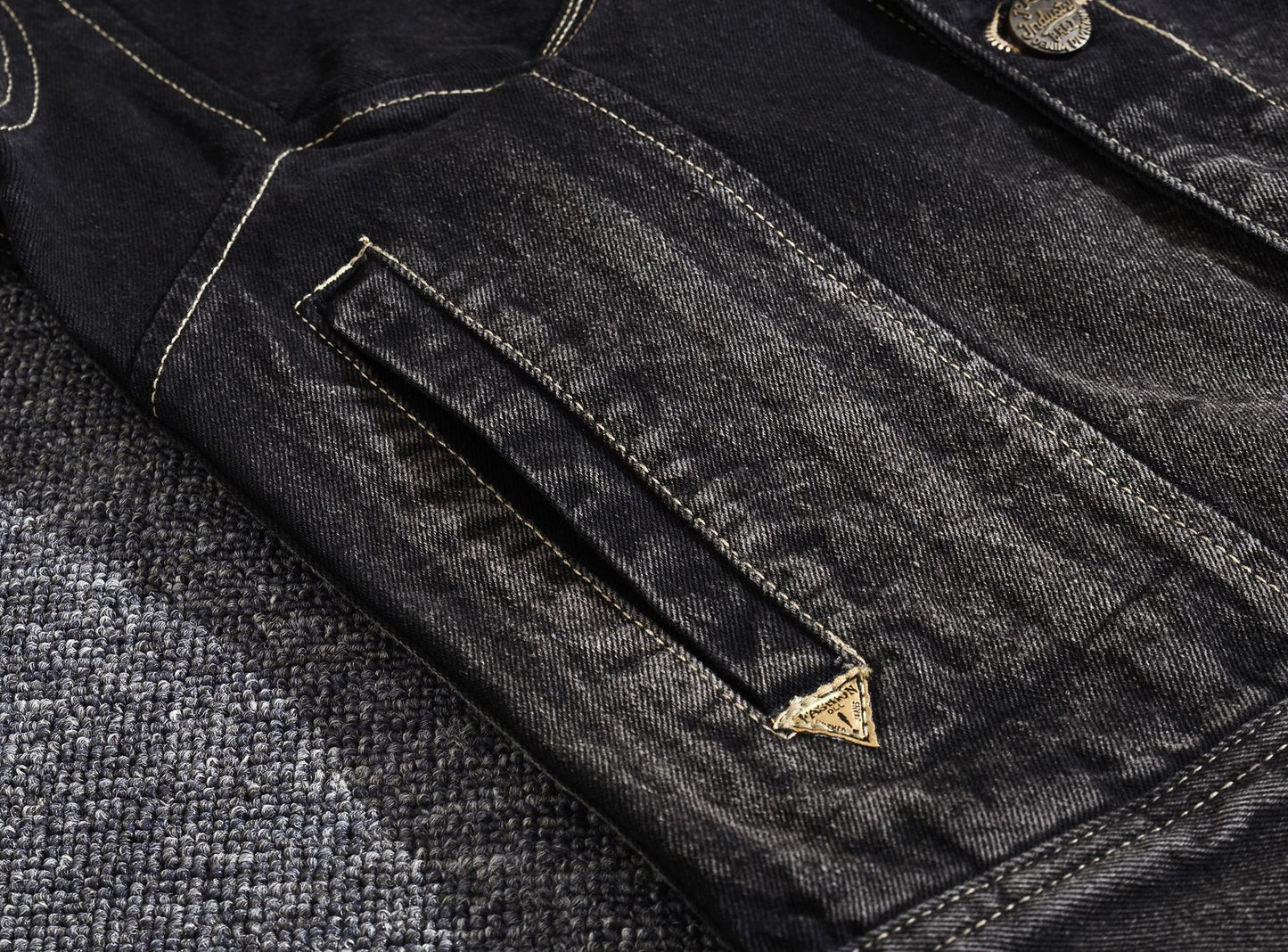 Men's slim fit black denim vest Vintage denim sleeveless vest