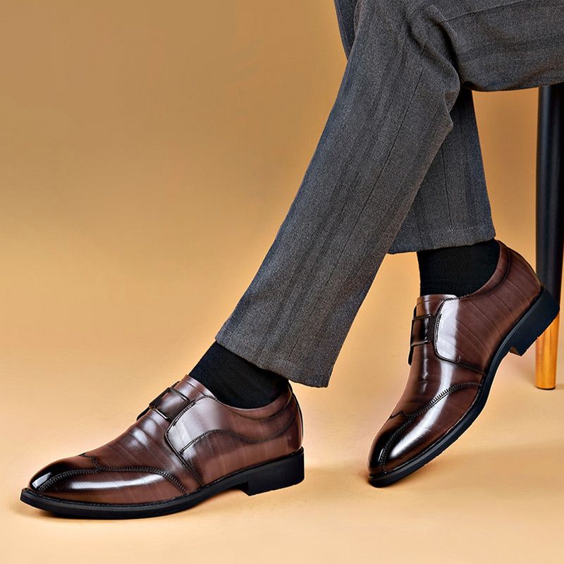 Men's leather sneakers