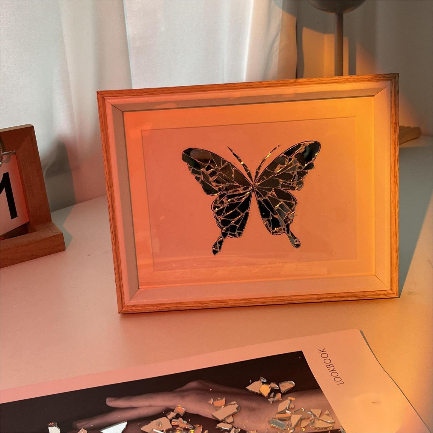 Creative Handmade DIY-Butterfly Broken Mirror Photo Frame