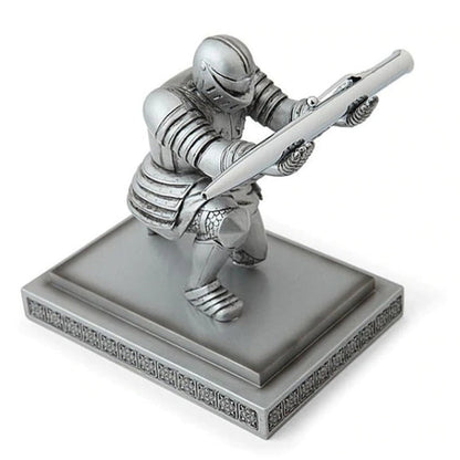 knight pen holder