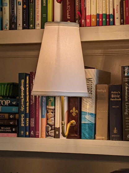 Literary Lamp - Battery Powered