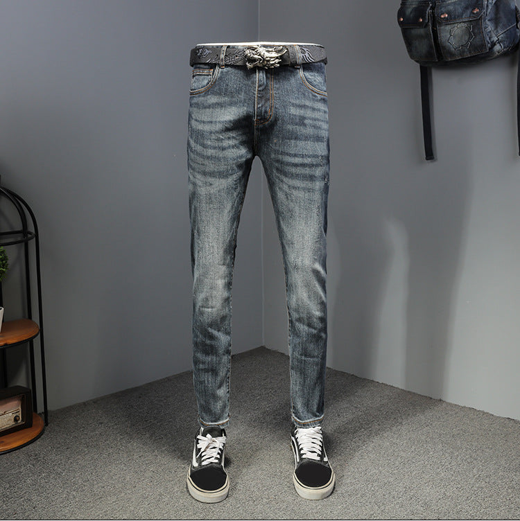 Men's straight simple distressed jeans for all seasons