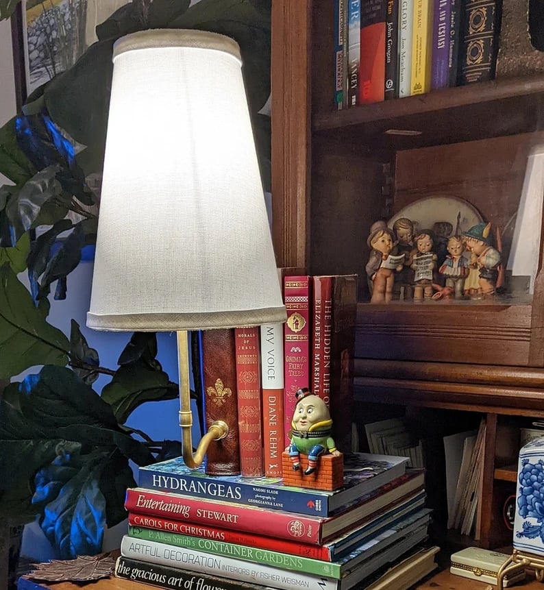 Literary Lamp - Battery Powered