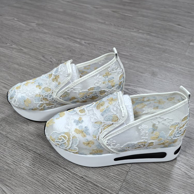 Casual mesh shoes for women with breathable thick sole